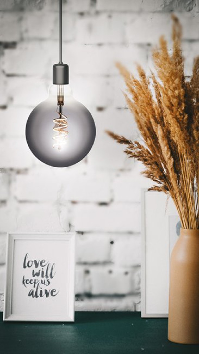 SPL LED Filament Globe G125x180 E27 4,5 W 150 lm 2200K Rauchglas dimmbar